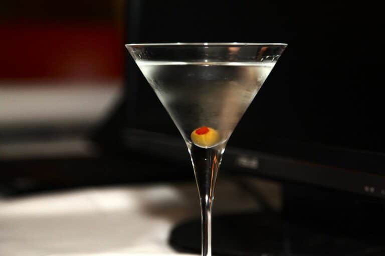 Cocktail, la coda di gallo che forse era di cavallo